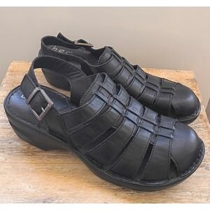 b.o.c. Women's Black Leather Slingback Fisherman Sandals